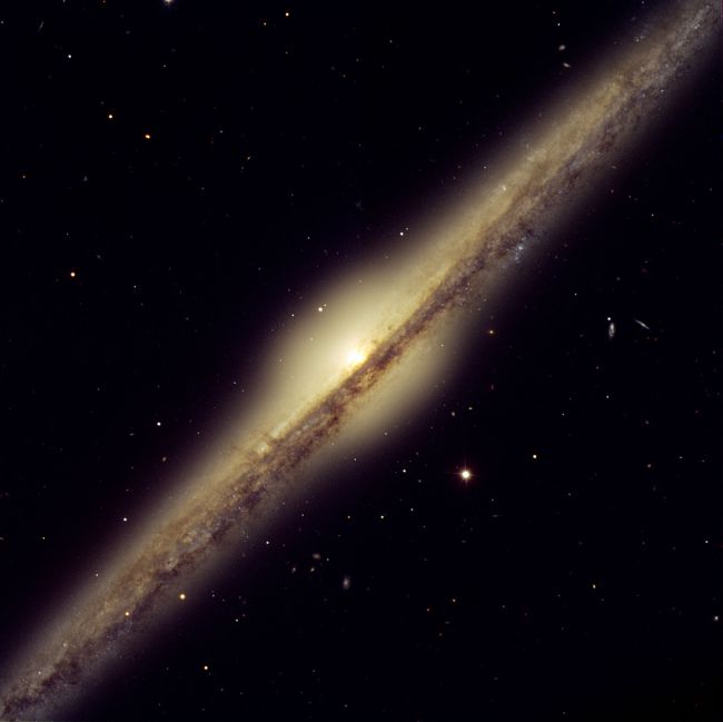 DA ASITV: Galassia con aureola