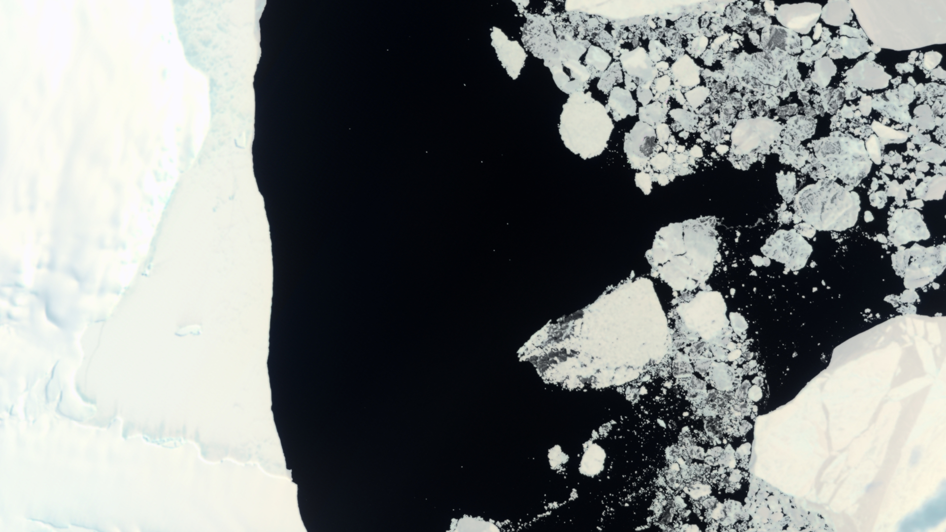 ASI - PRISMA catches the ice of Antarctica