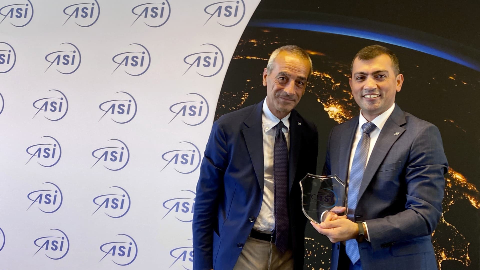 Il Vice Presidente di Azercosmos visita l’ASI, in vista dello IAC di Baku