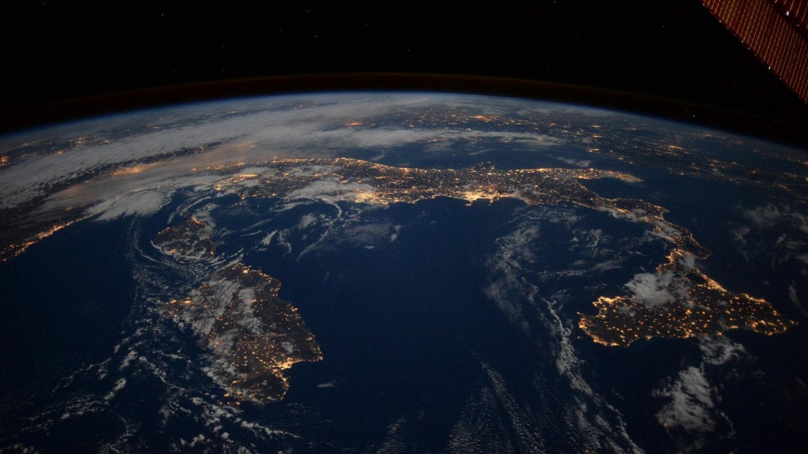 L’Agenzia Spaziale Italiana festeggia il  79° anniversario della fondazione della Repubblica Italiana
